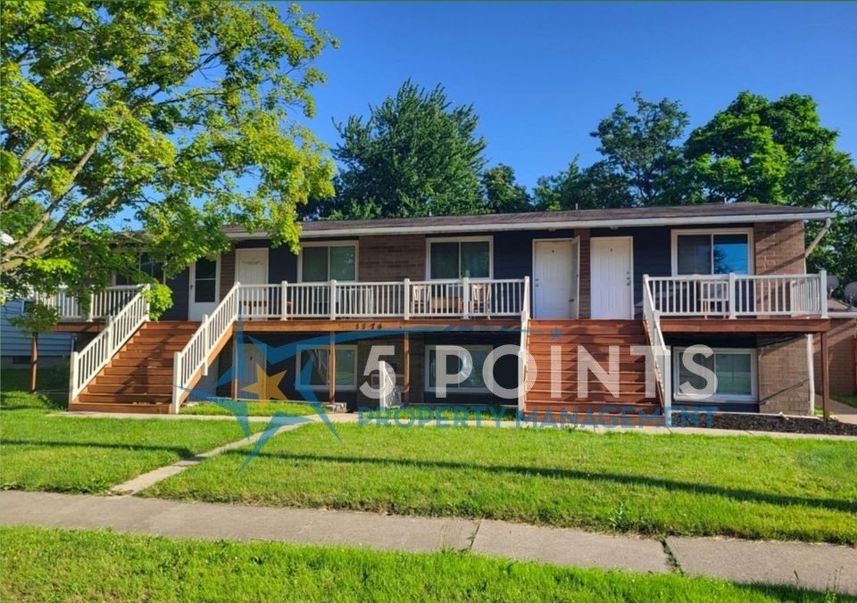 1174 Chandler Avenue - 6