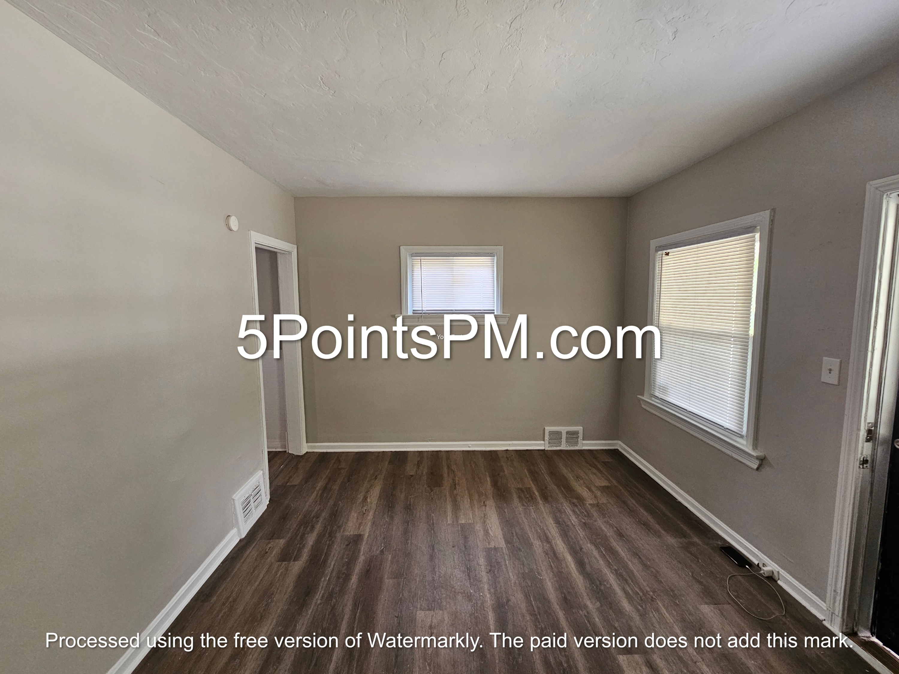 Property main image