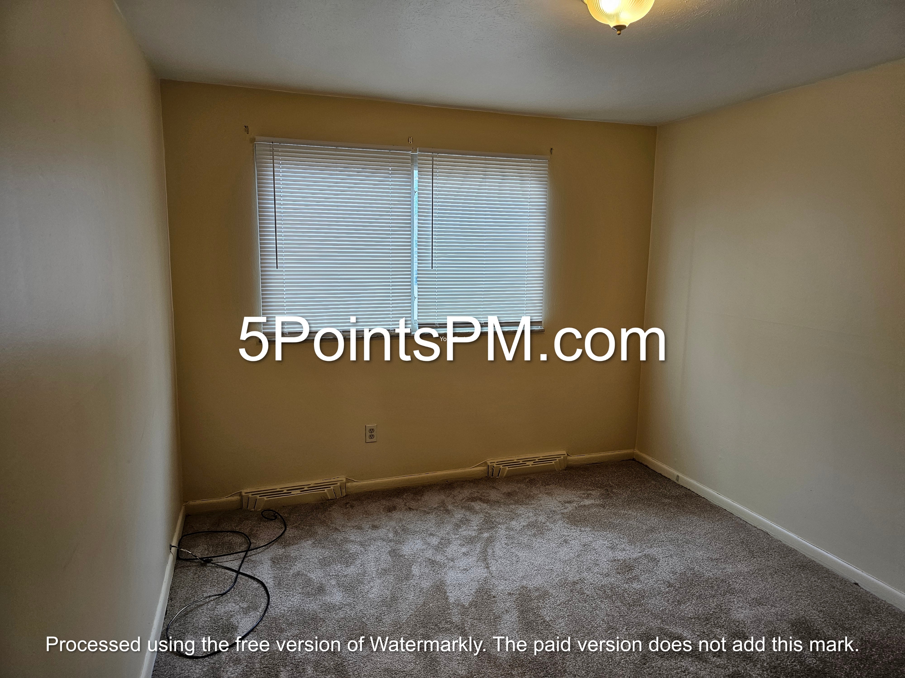 18051 Lakeshore Boulevard - 104